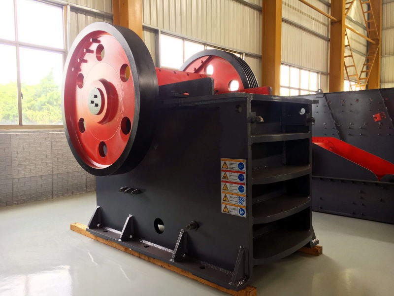 礦山破碎機廠家生產的設備種類及其性能、原理、場景案例與價格區間詳解